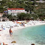 Hvar 15378a * Χβαρ
