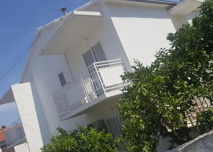 Apartment Hvar 15378a Hvar Town