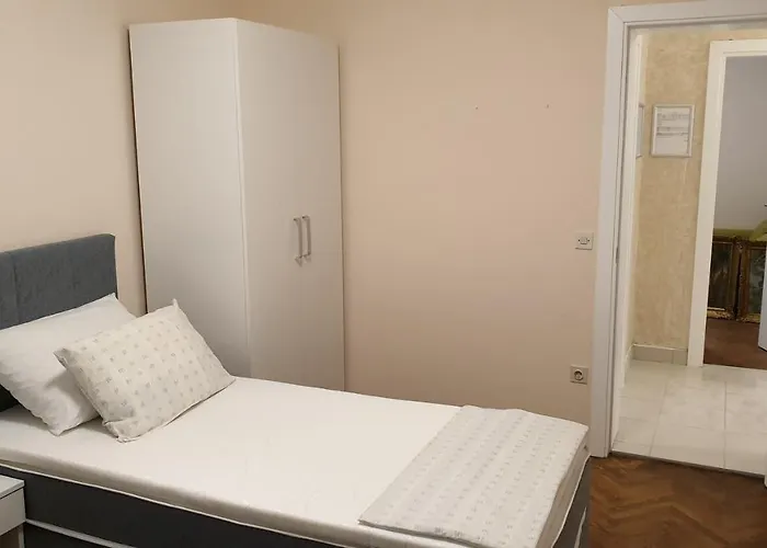 Hvar 15378a Apartment *